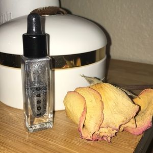 LORAC 3D Liquid lustre